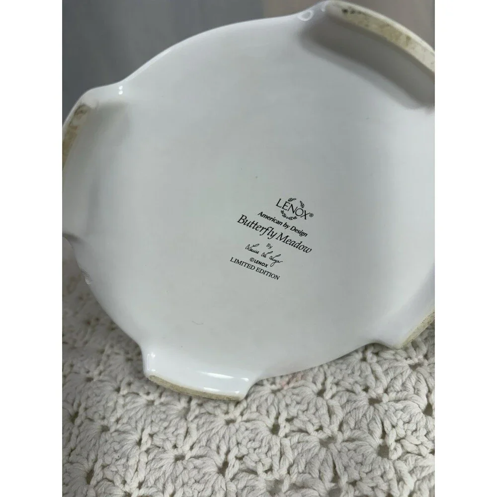Lenox Butterfly Meadow Cookie Jar with Lid Pre Owned Limited Edition Footed EUC